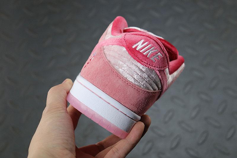 SB Dunk Low x StrangeLove (Special Box)