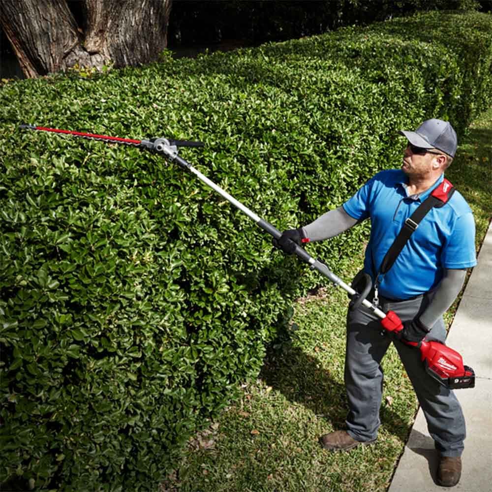MILWAUKEE M18 Articulating Hedge Trimmer Attachment M18FOPH-HTA