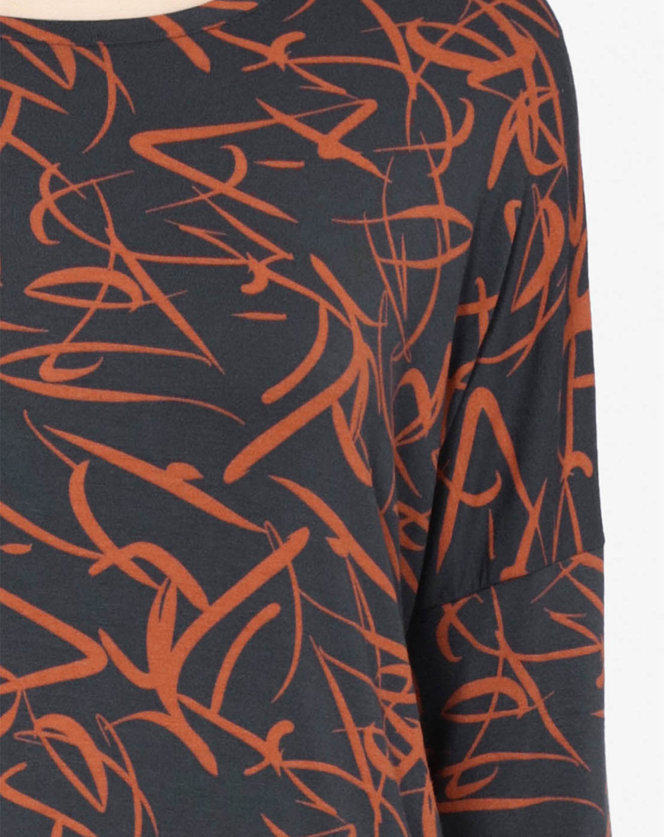 Femilet Chemise de nuit Volcano imprimée noir/orange