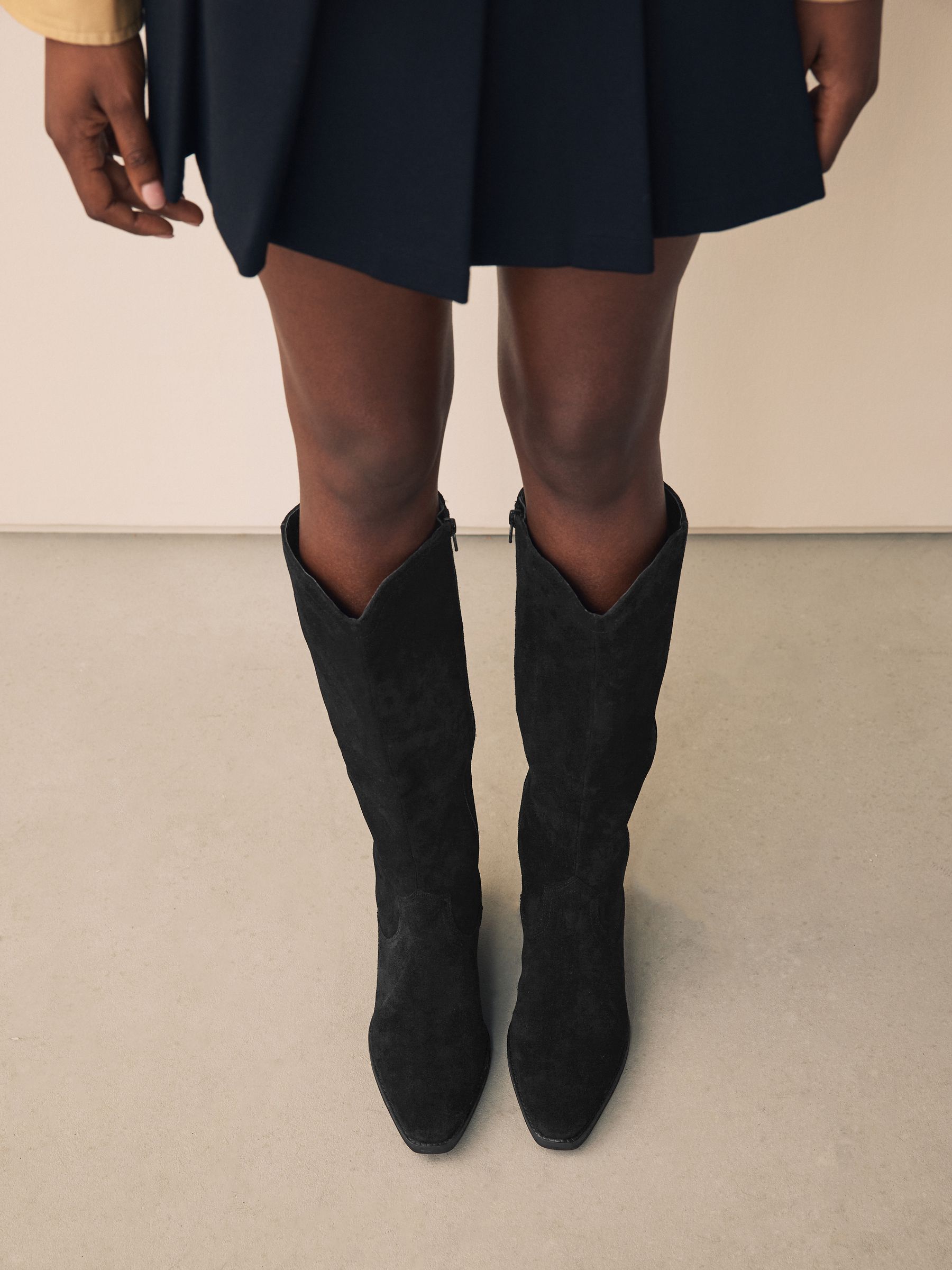 Zwarte suède- en leermix - Forever Comfort® kniehoge contrast western Boots