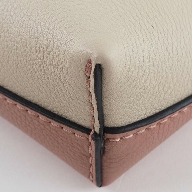 Burberry Vintage Burberry Clutch Pink