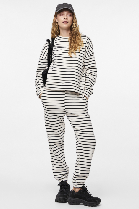 Pieces witte dames sweater