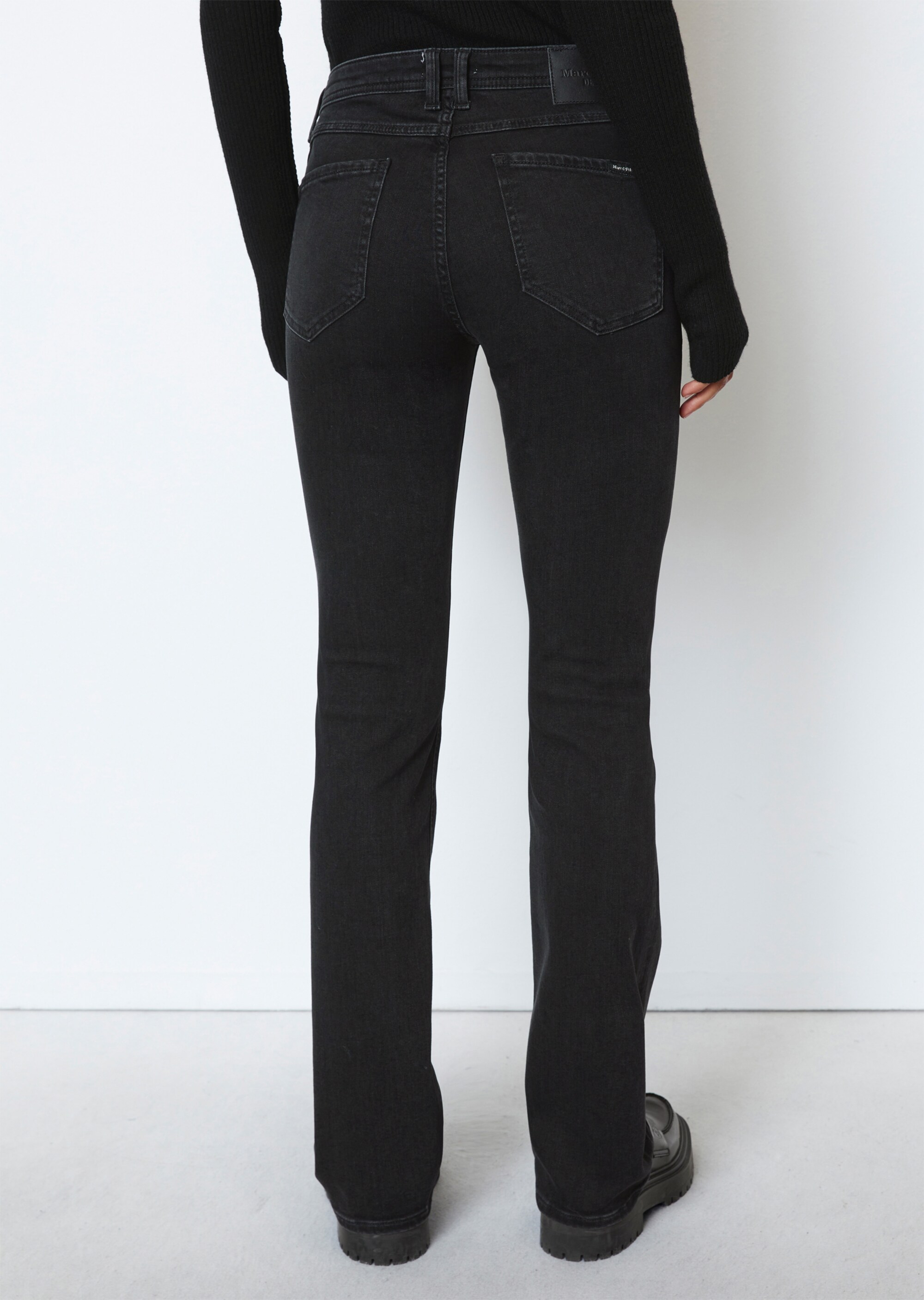 Jeans Modell NELLA bootcut aus Bio-Baumwoll-Mix