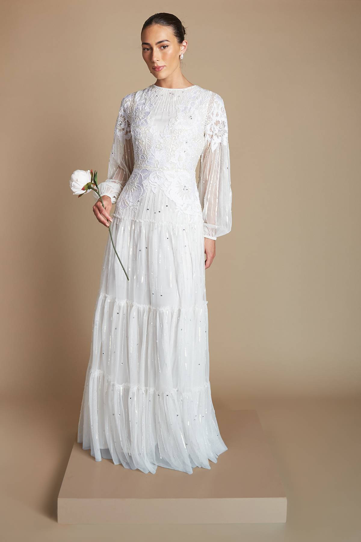 Coast Robe De Mariée Ornée De Motifs Floraux Placés Avec Manches Ballon