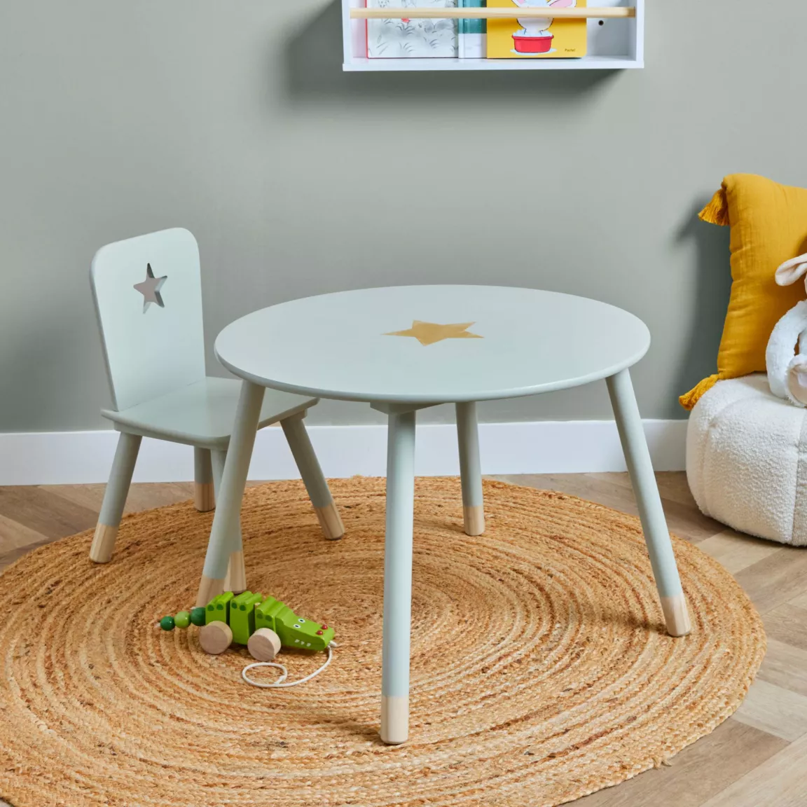 Table enfant bois (H44 cm) Stars Verte