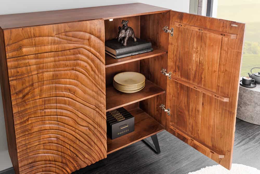 Massives Highboard FLUID 120cm walnuss-braun Akazienholz 3D-Design Kufengestell