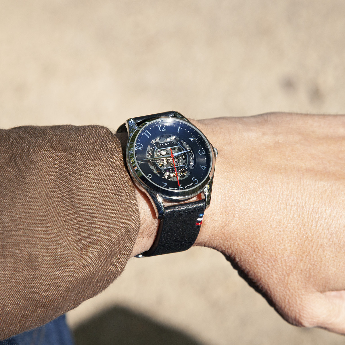 Montre homme squelette automatique acier bracelet cuir noir