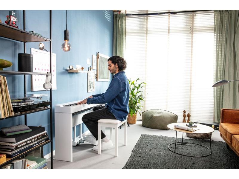 Yamaha E-Piano P-225WH Kompaktes Digitalpiano mit Klang und Funktionen für fortgeschrittene Spieler