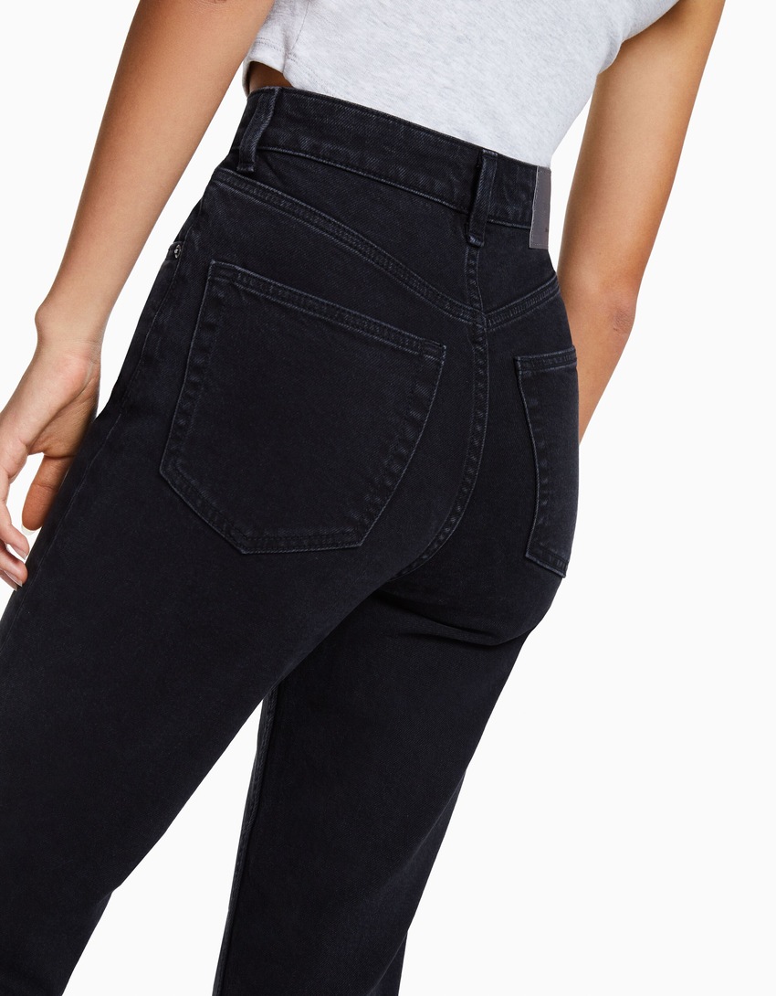 calças jeans confortáveis de mãe