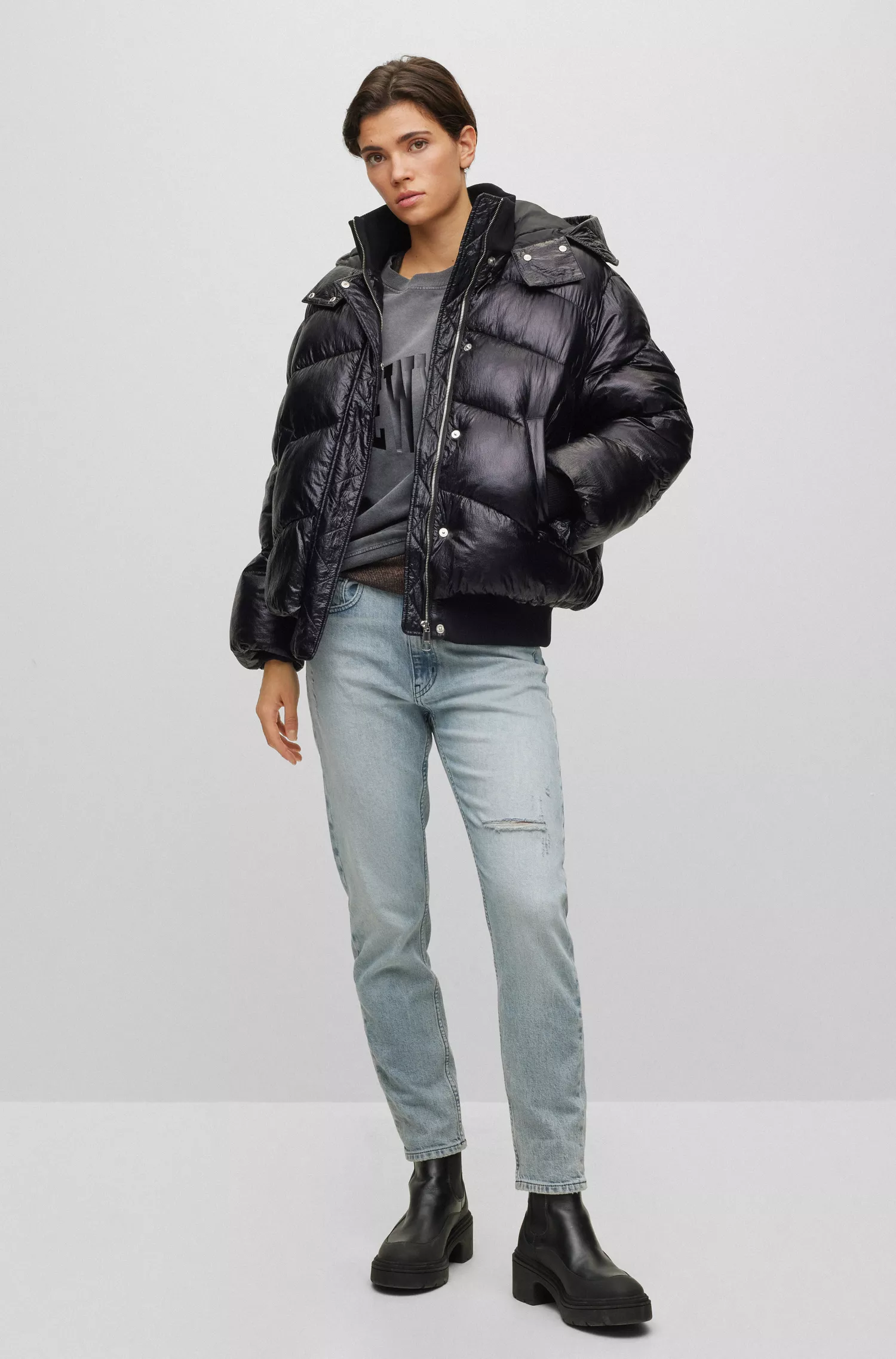 Jaqueta puffer com capuz BOSS laranja com efeito metálico