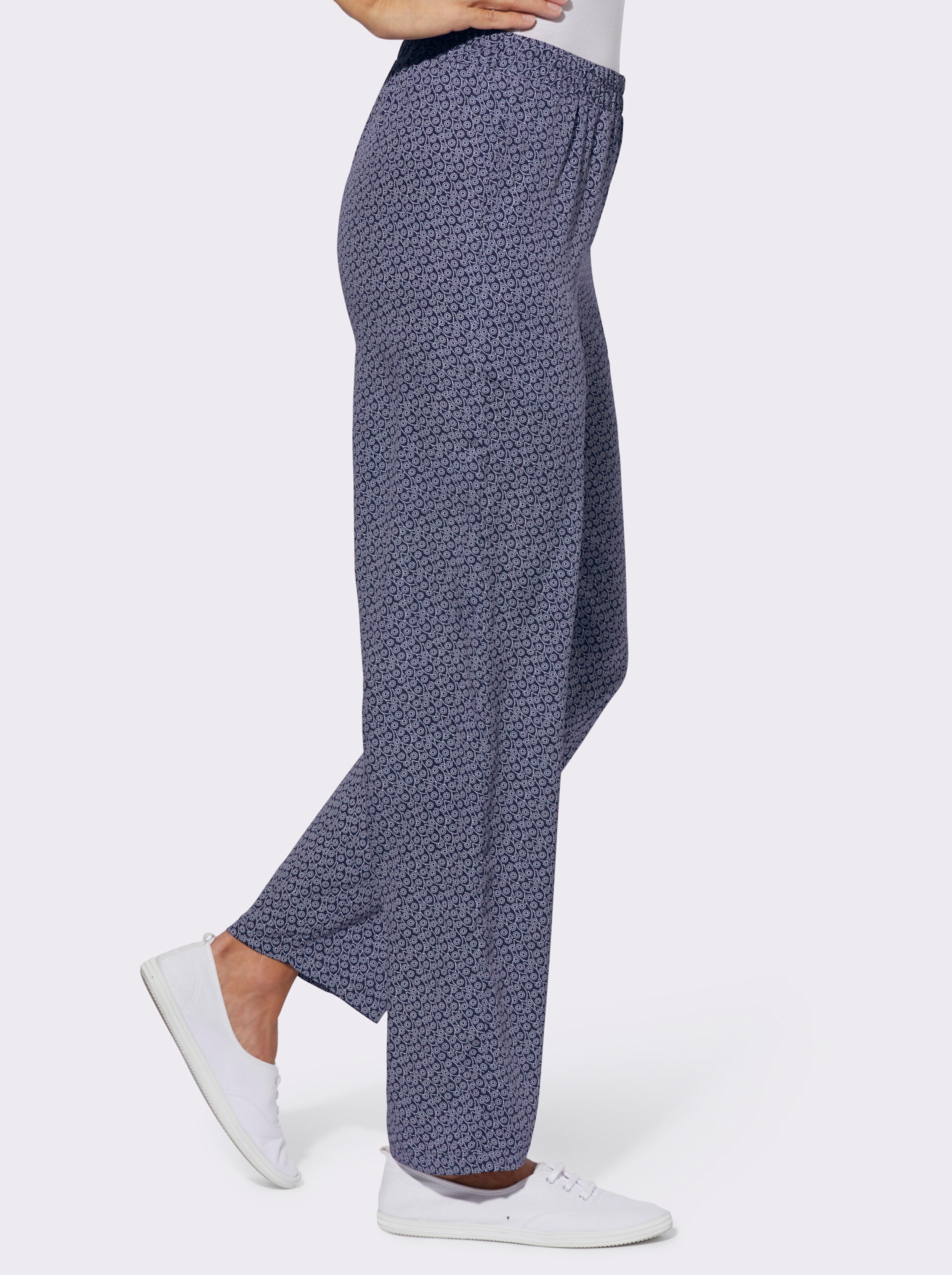 Schlupfhose in lässig weiter Form