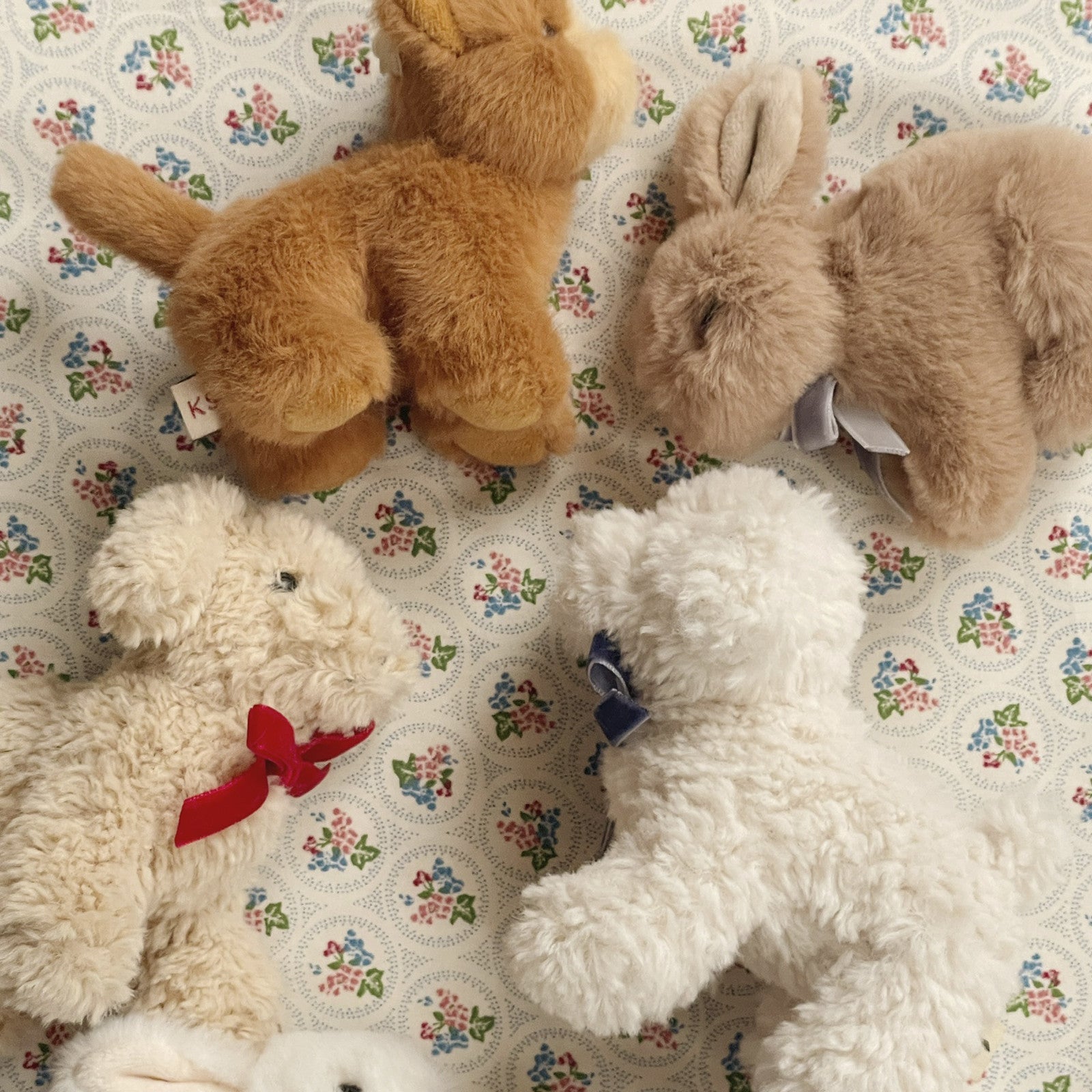 Plüschhund Baby Animals Beige