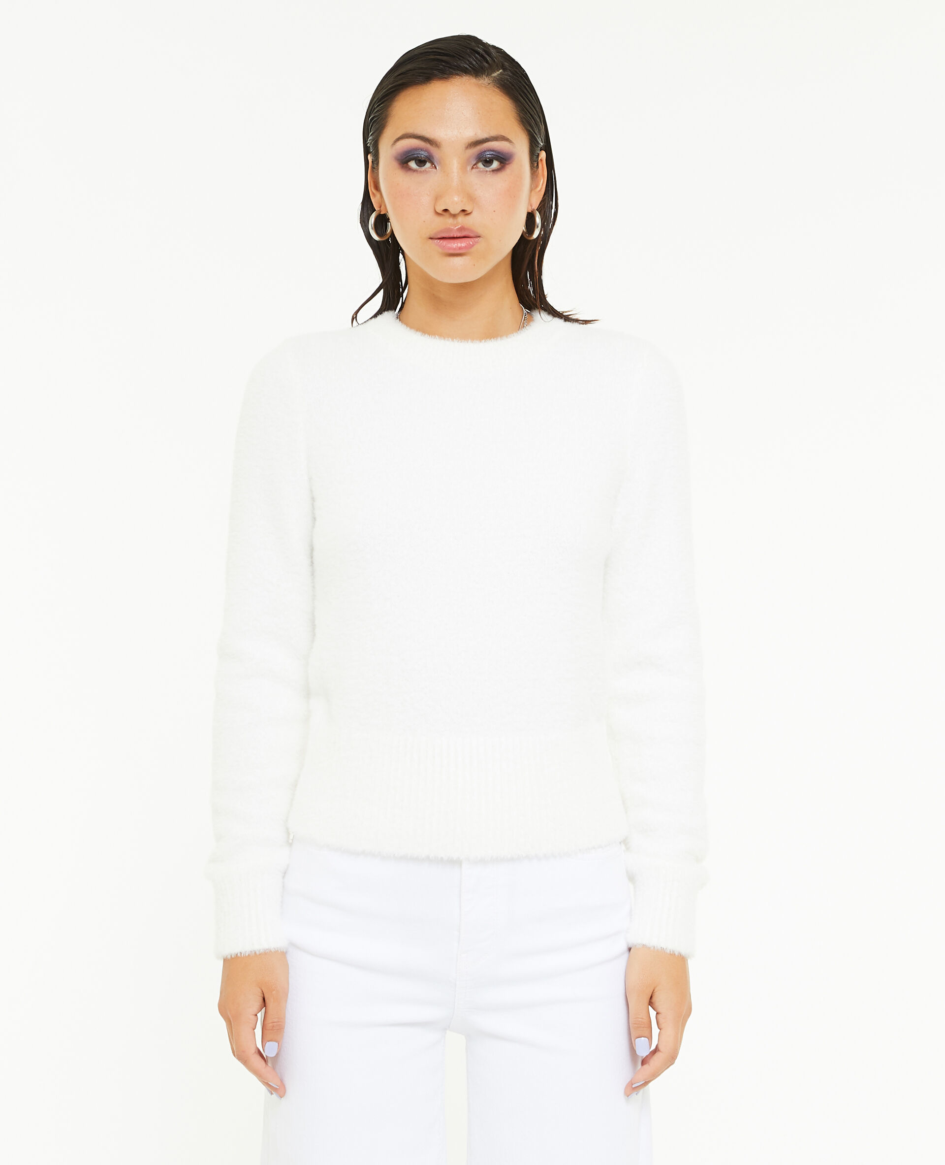 Pull en maille poilue et extensible - Blanc