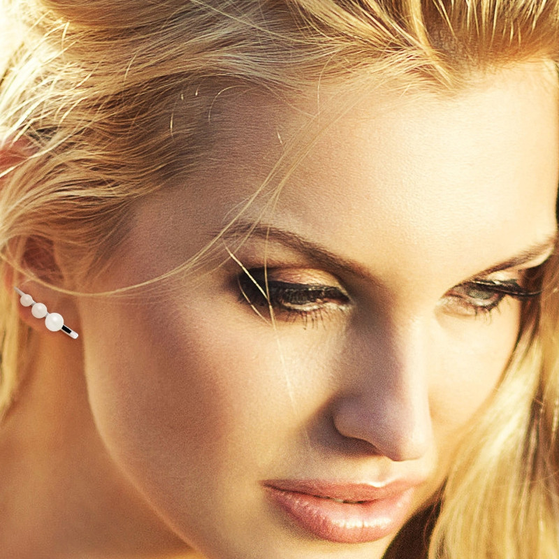 Boucles d'Oreilles en Argent et 3 Perles de culture Blanches