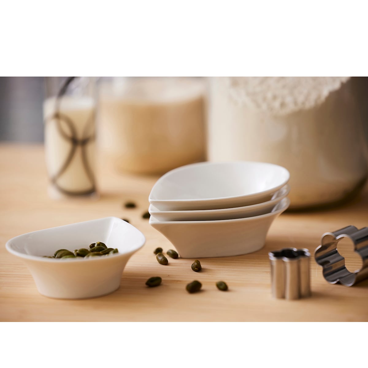 Blomsterbergs Dropshaped bowl 13 cm 4 pcs White
