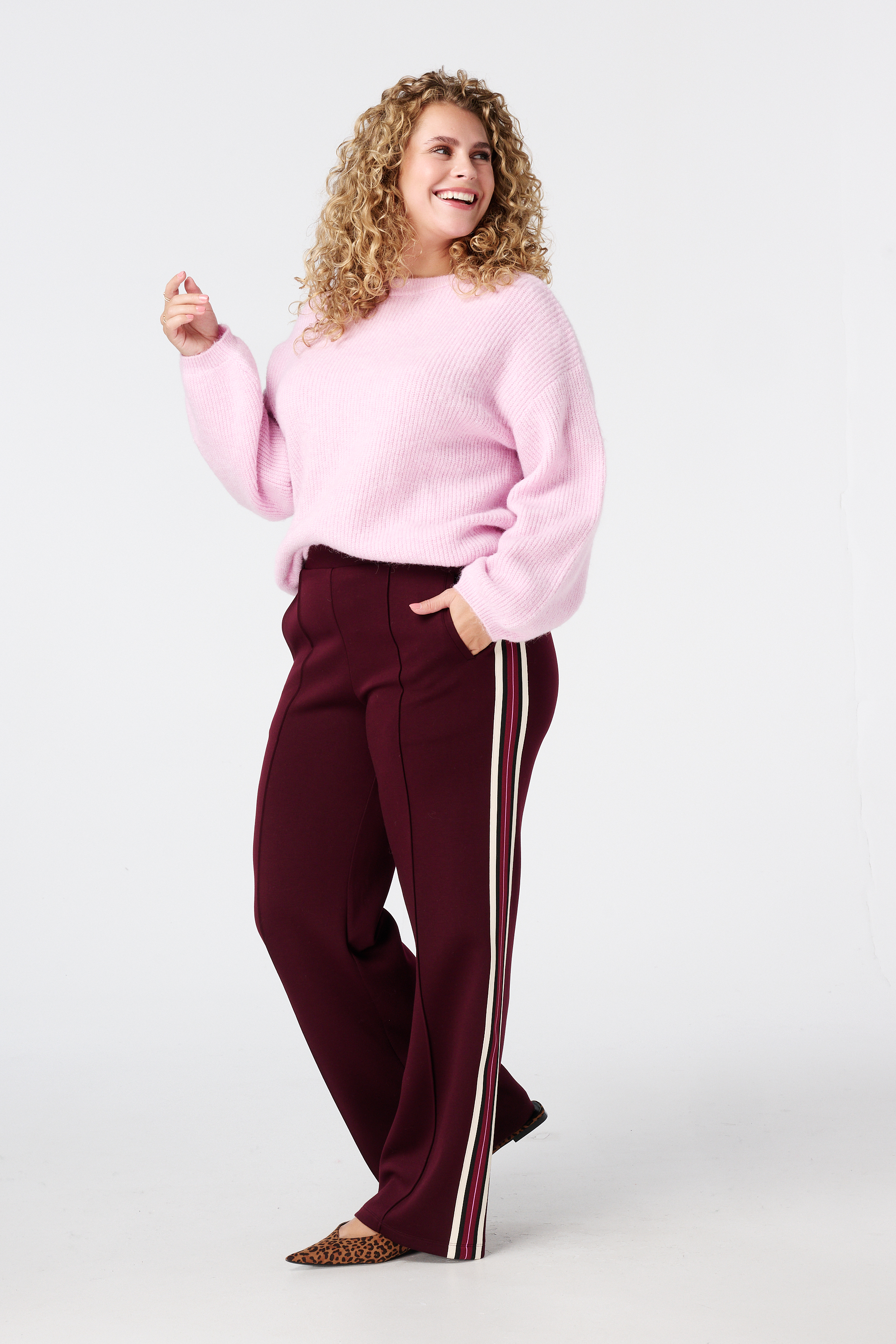 wide fit pantalon met bies aan de zijkant Bordeaux