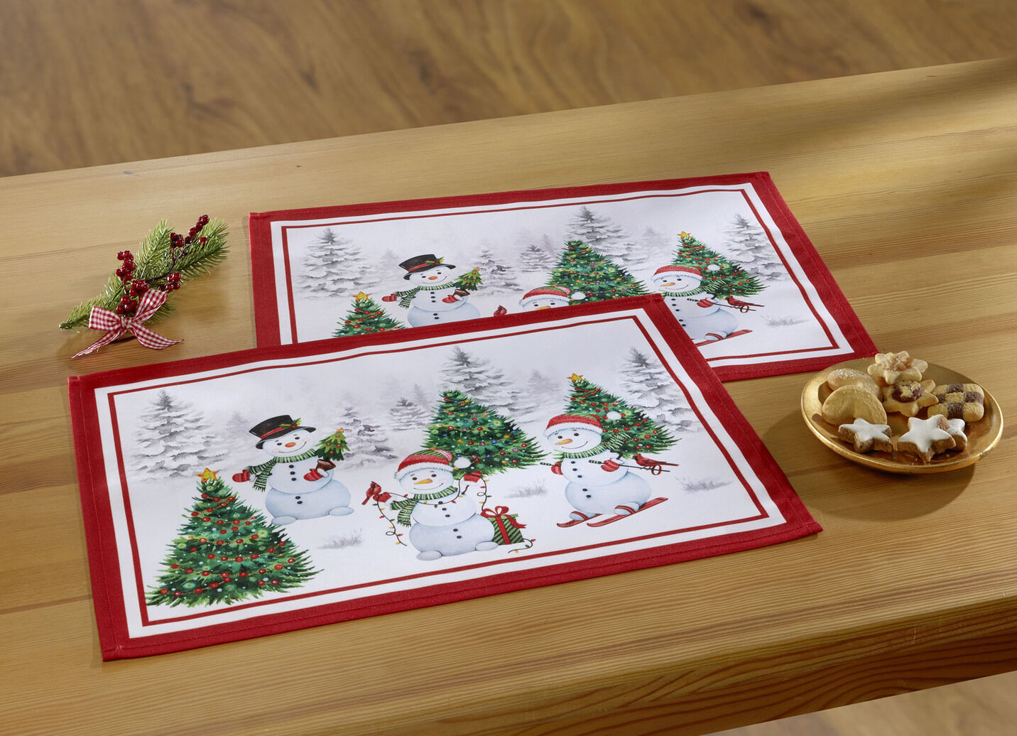 Tischdecke mit Schneemann-Druckmotiven