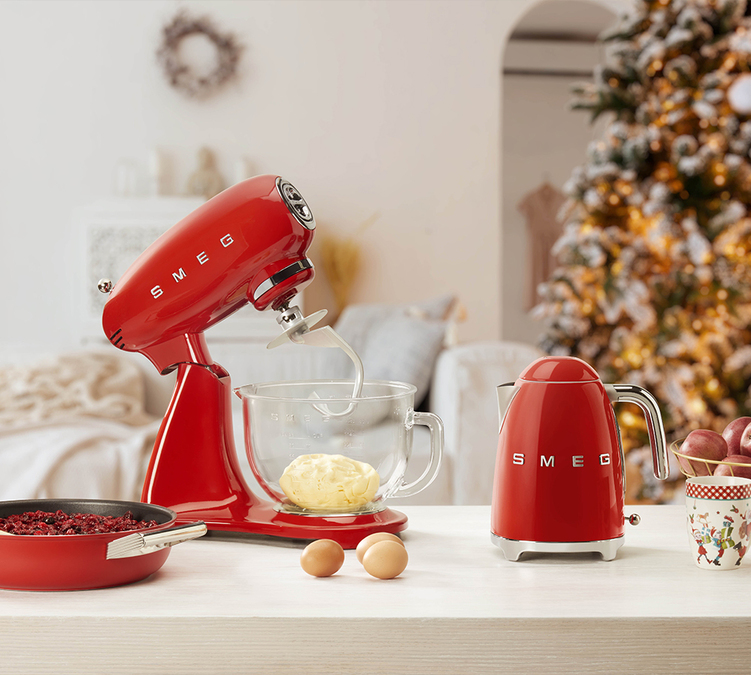Bouilloire SMEG KLF03RDEU Rouge - 1.7L  + Offre Cadeau