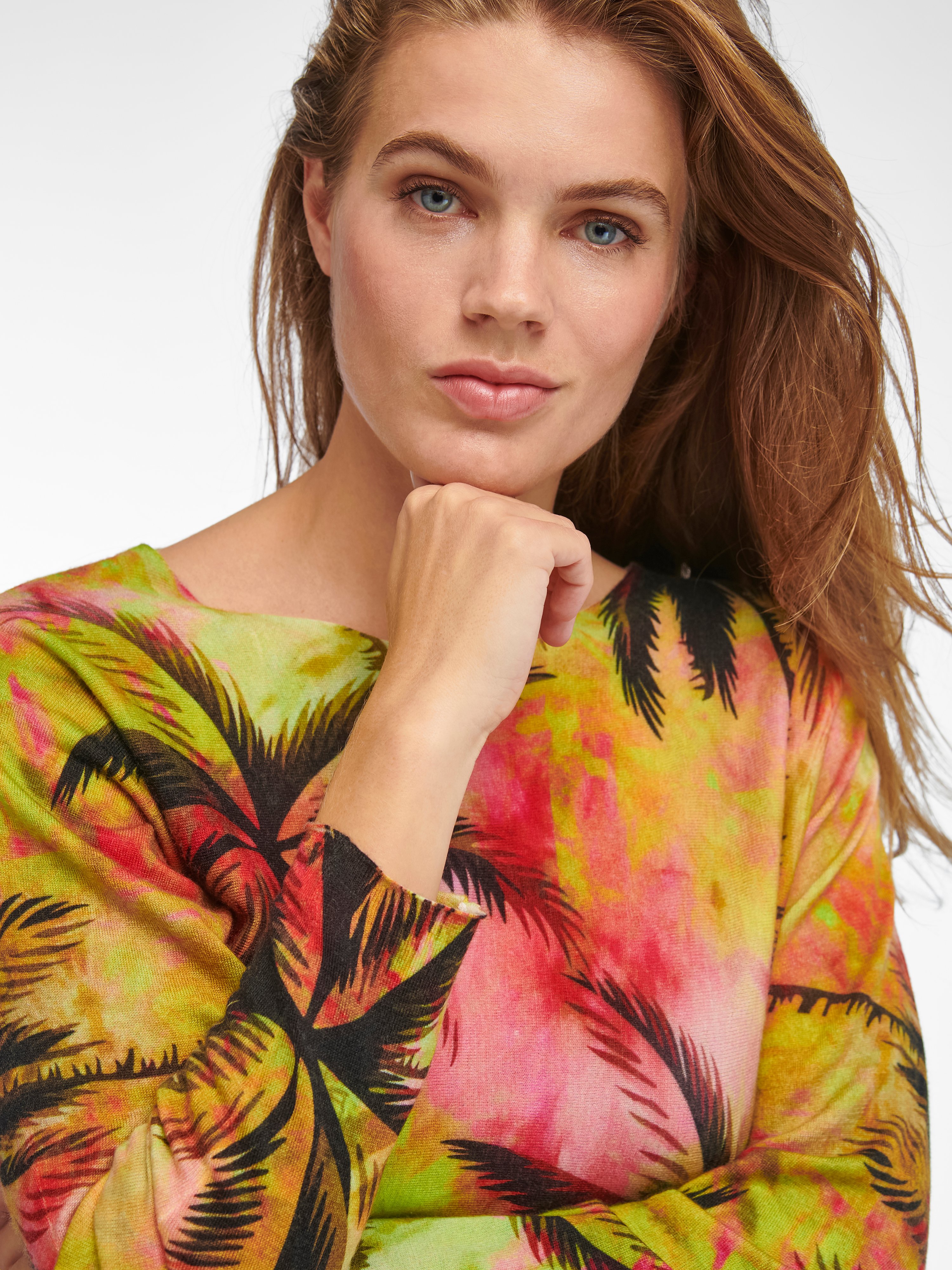 Pullover mit U-Boot-Ausschnitt