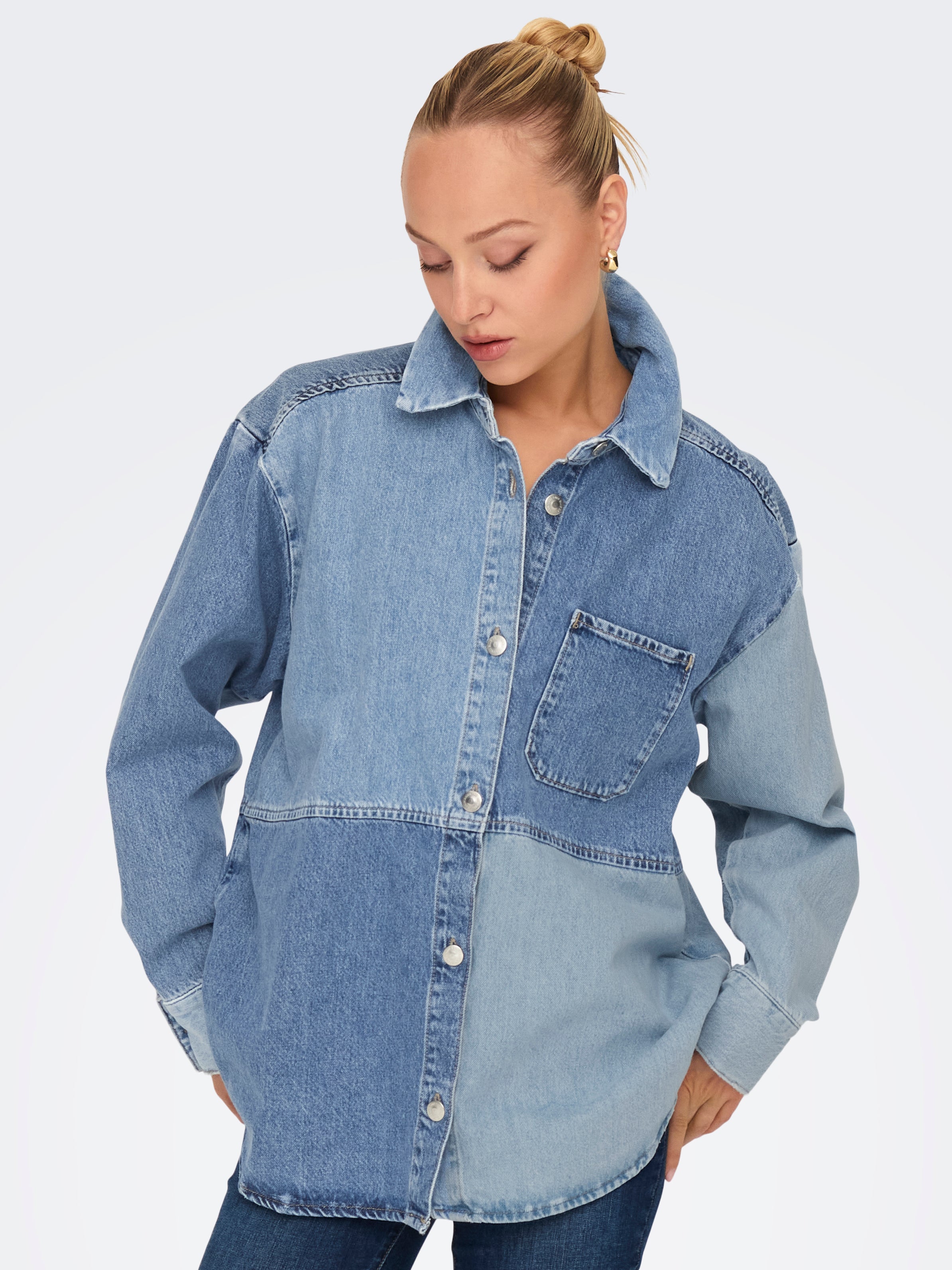 ONLSANINA Jeanshemd Light Blue Denim