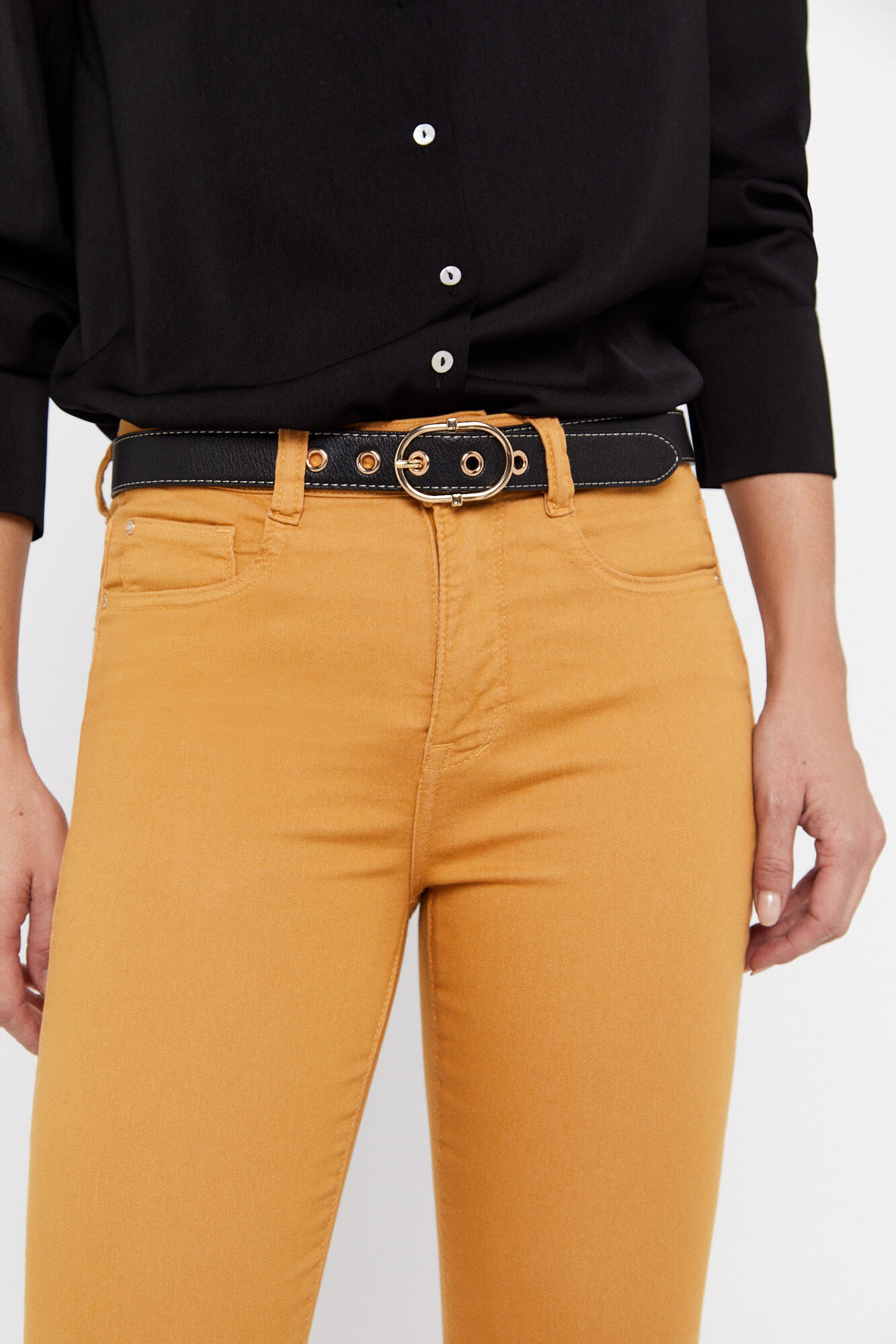 Calça jeans modeladora Sensational Fit - Dourada