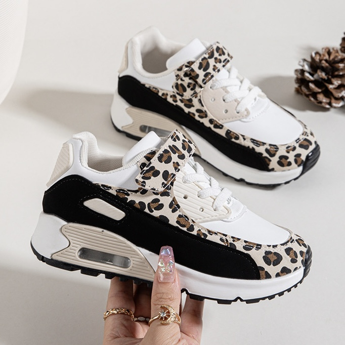 Future sneakers - leopard