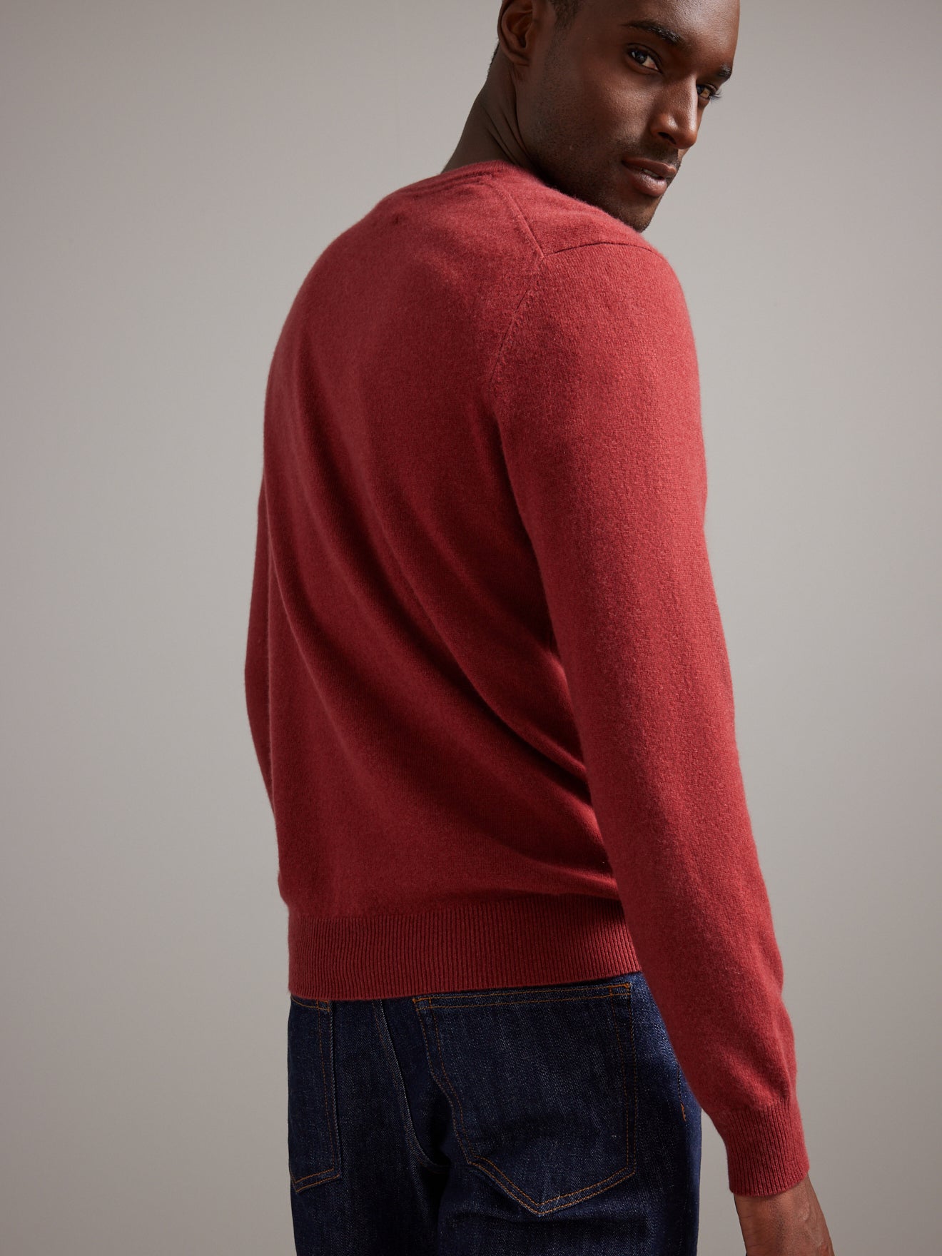 Pull col V homme - Collection Cachemire
