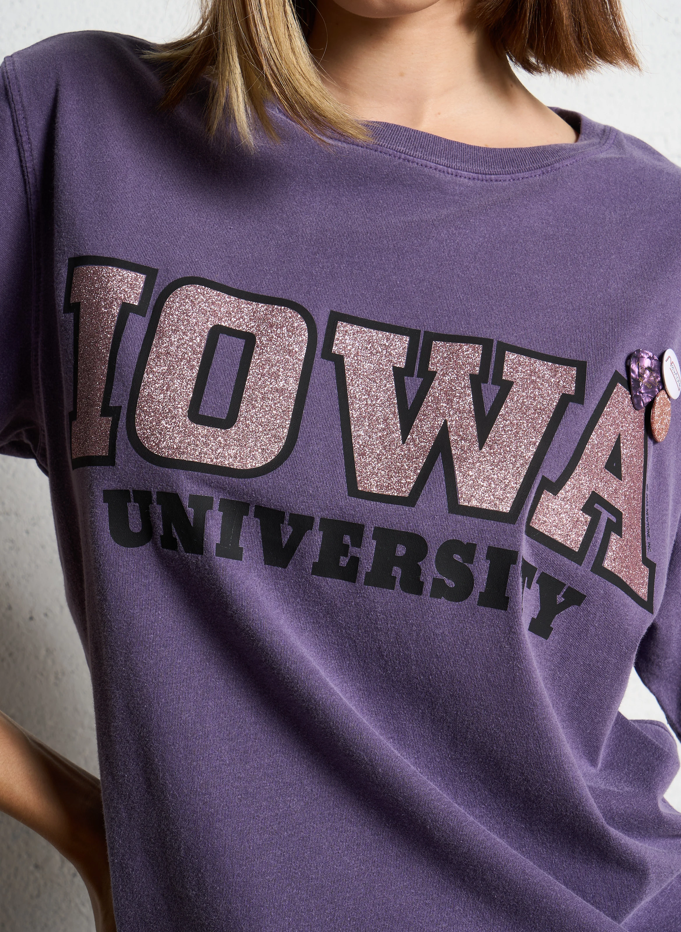 TRUCKER UNIVERSITY - Tee-shirt droit col rond sérigraphie à paillettes en coton | Violet