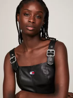Top cropped de couro vegano com fivela