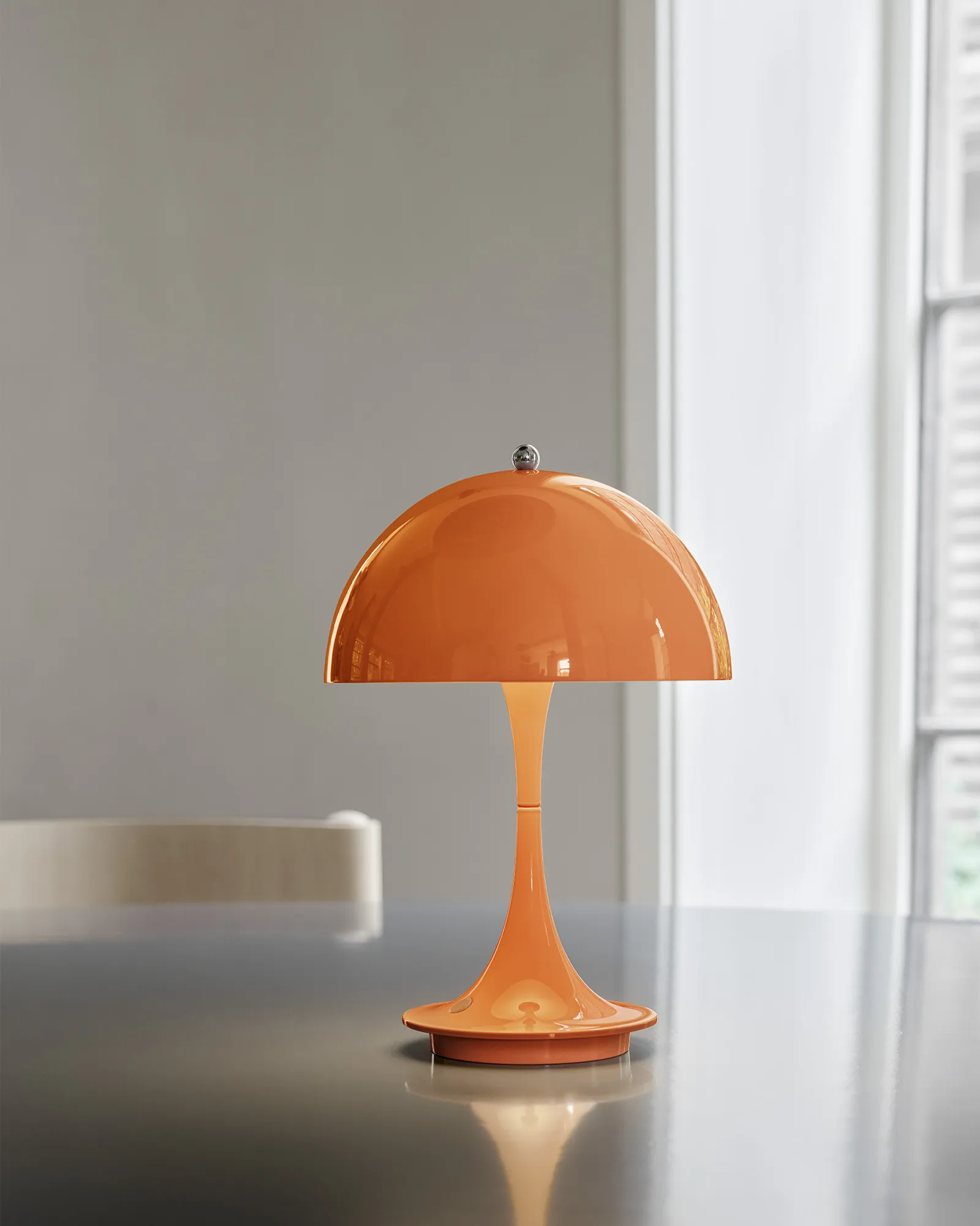 Louis Poulsen Panthella 160 Portable Lamp - Universal Plug