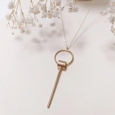 Collier avi