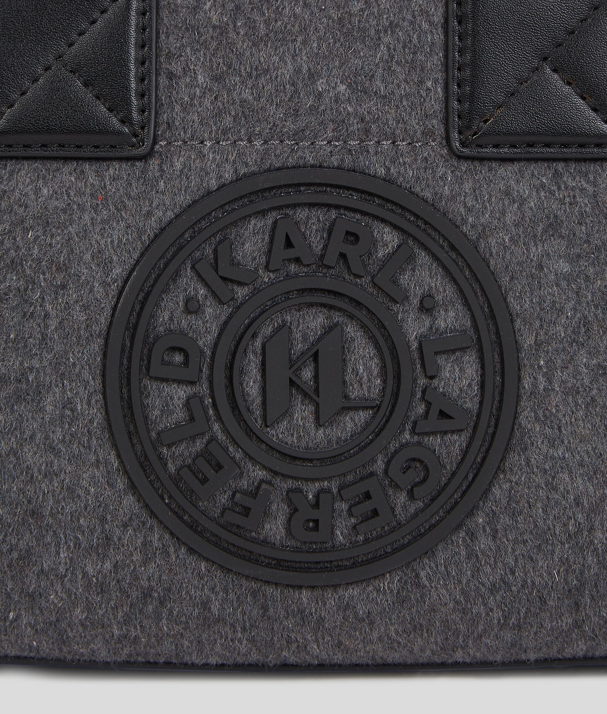 PETIT CABAS AVEC LOGO EN FEUTRINE K/SKUARE