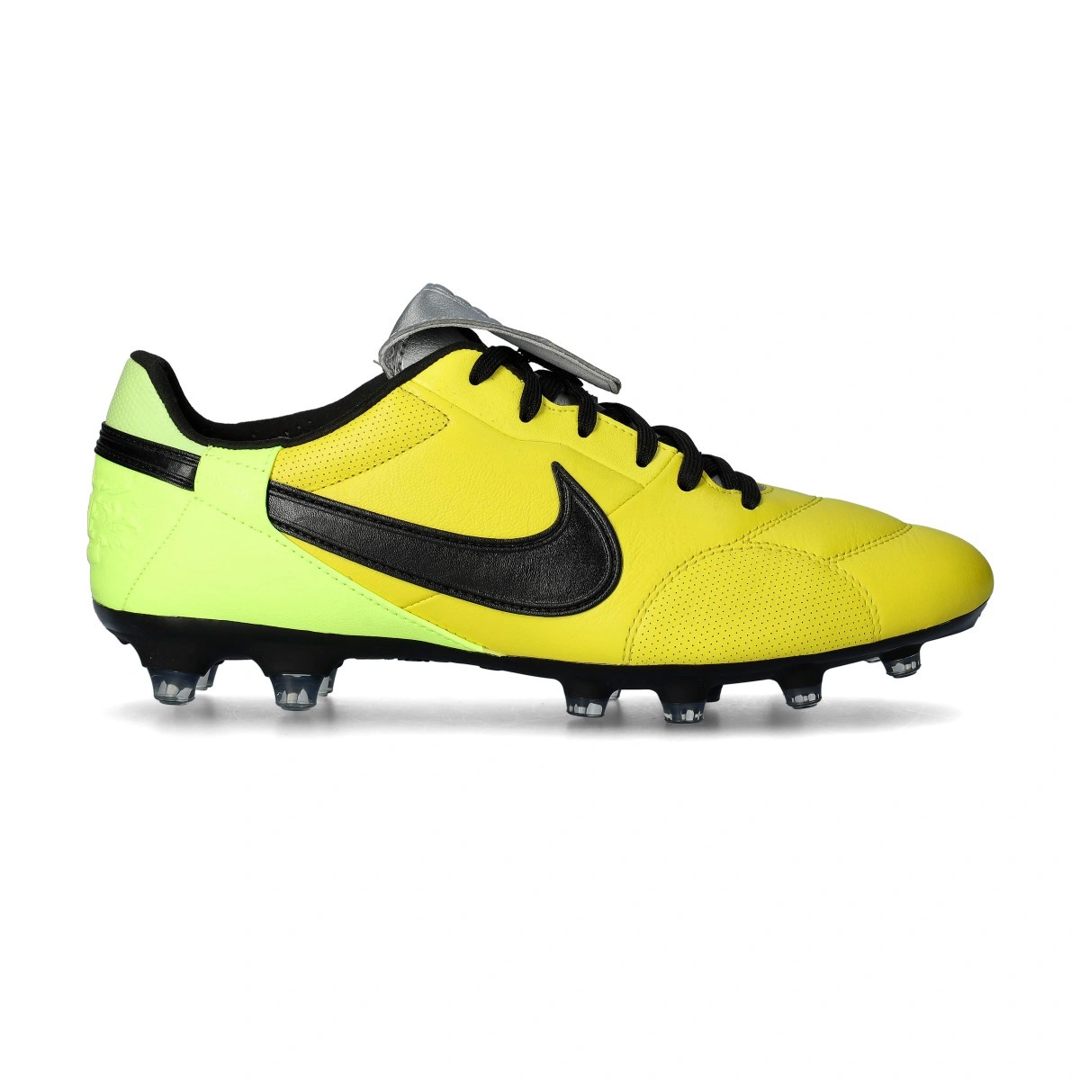 Chuteira Nike Premier III FG