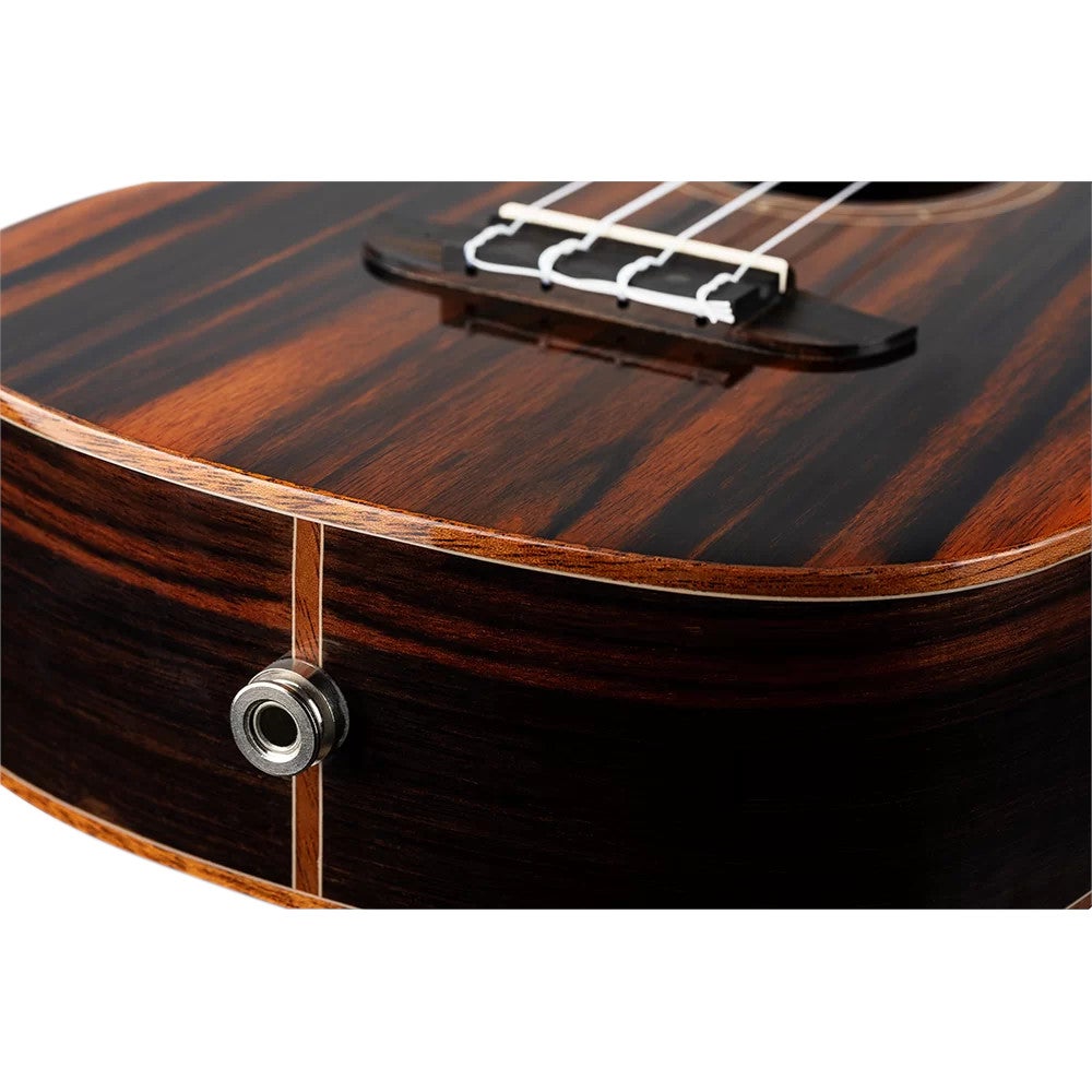 Ortega RUET-EB Elite Series Concert Size Ukulele Ebony elektrisch-akoestische concert ukelele met gigbag