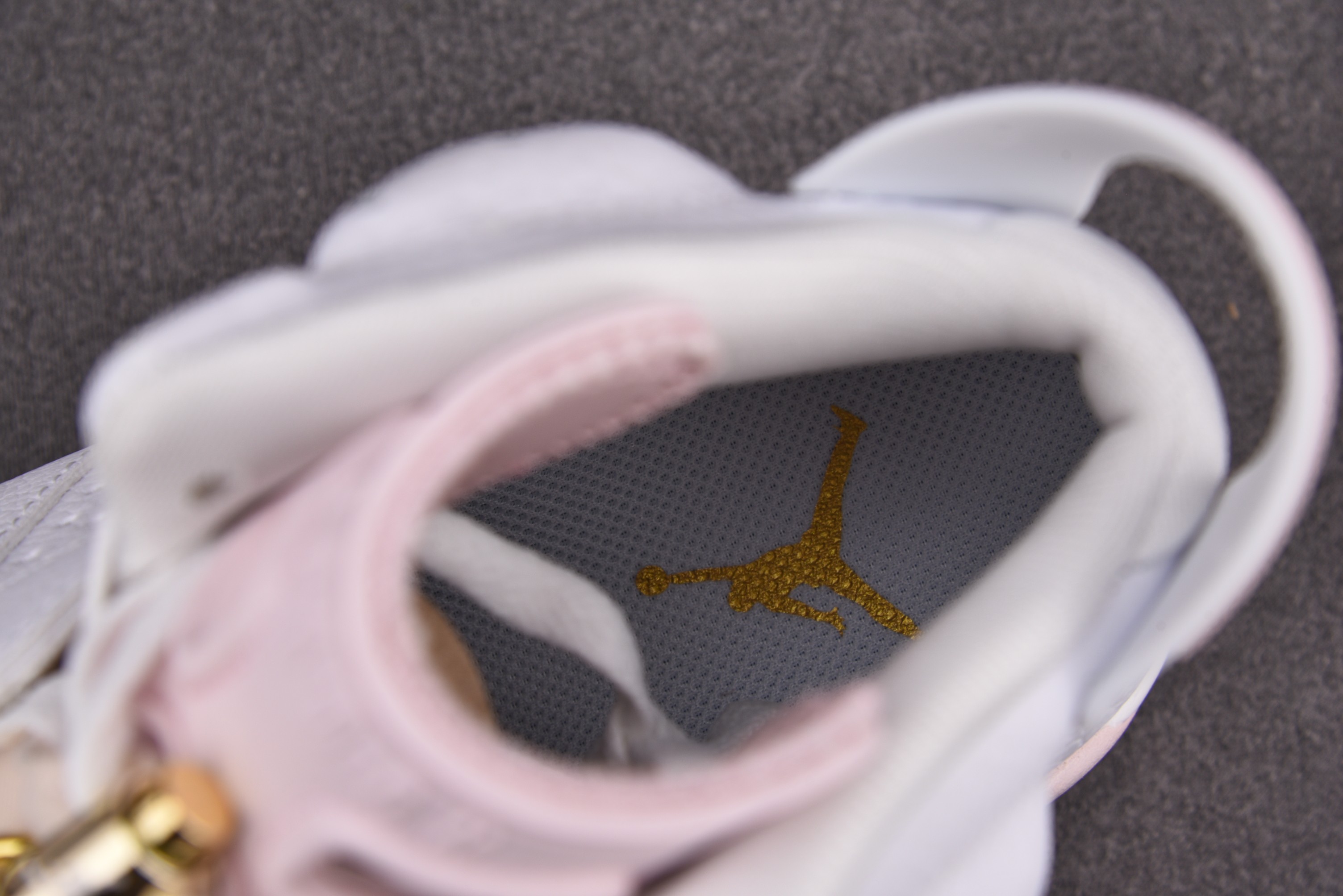 Jordan 6 Retro Gold Hoops (Women Size!!）