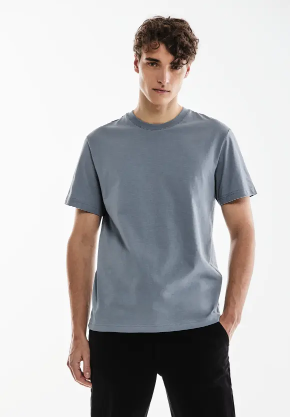 Basic T-Shirt in Unifarbe - dust blue