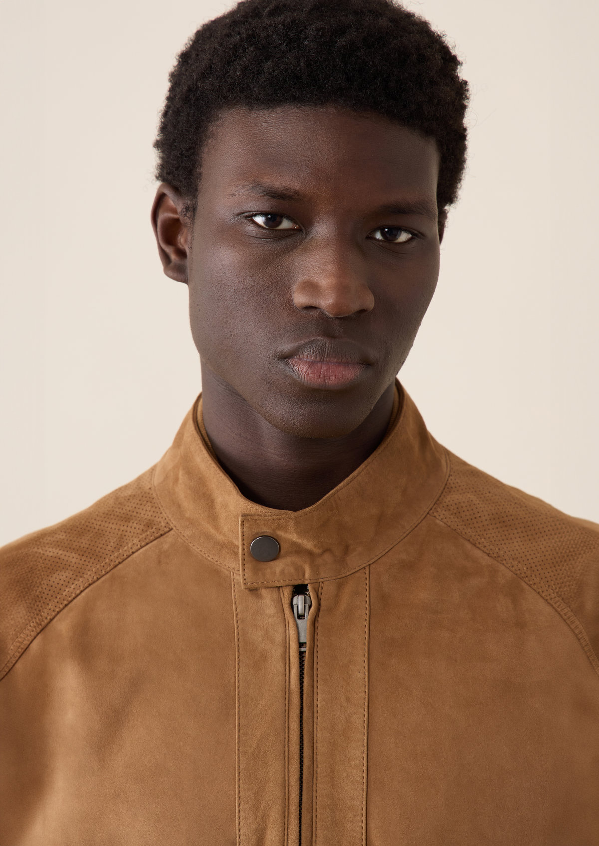 Blouson en cuir nubuck camel