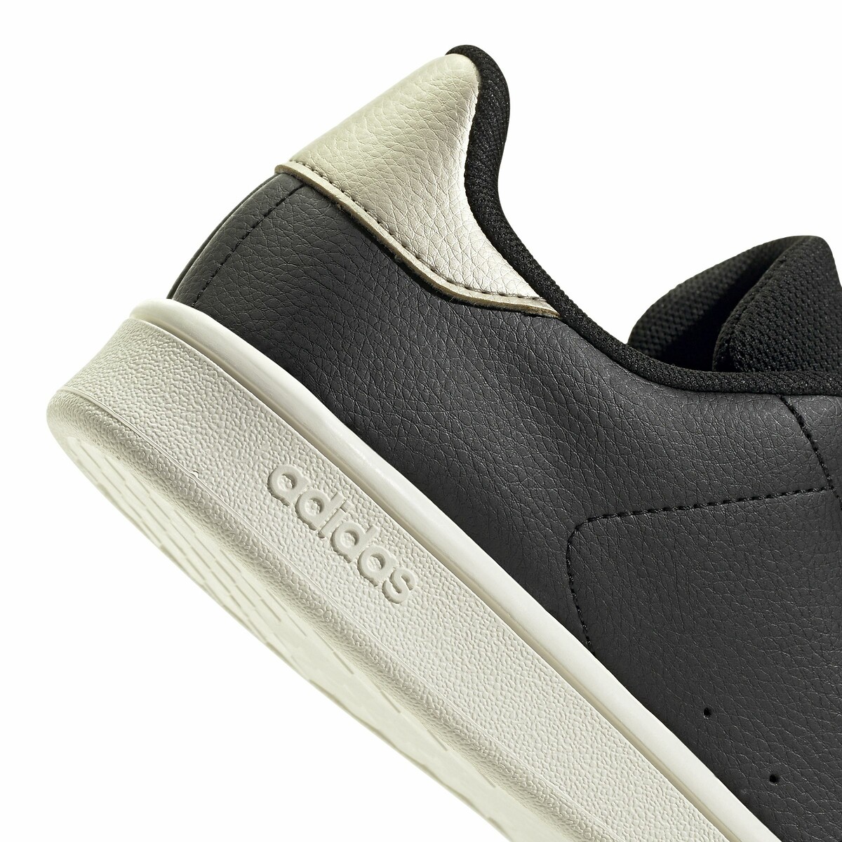 ADIDAS ROUPAS ESPORTIVAS<br>Tênis Urban Court
