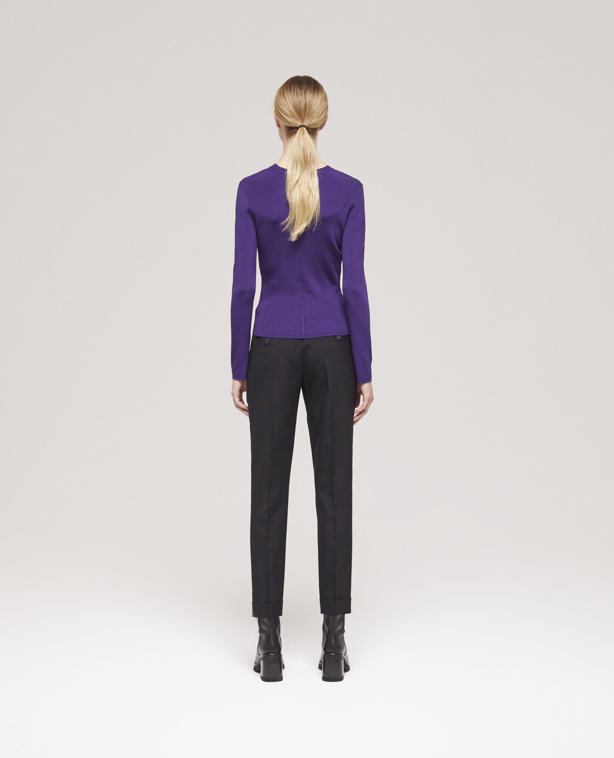 Pull moulant violet