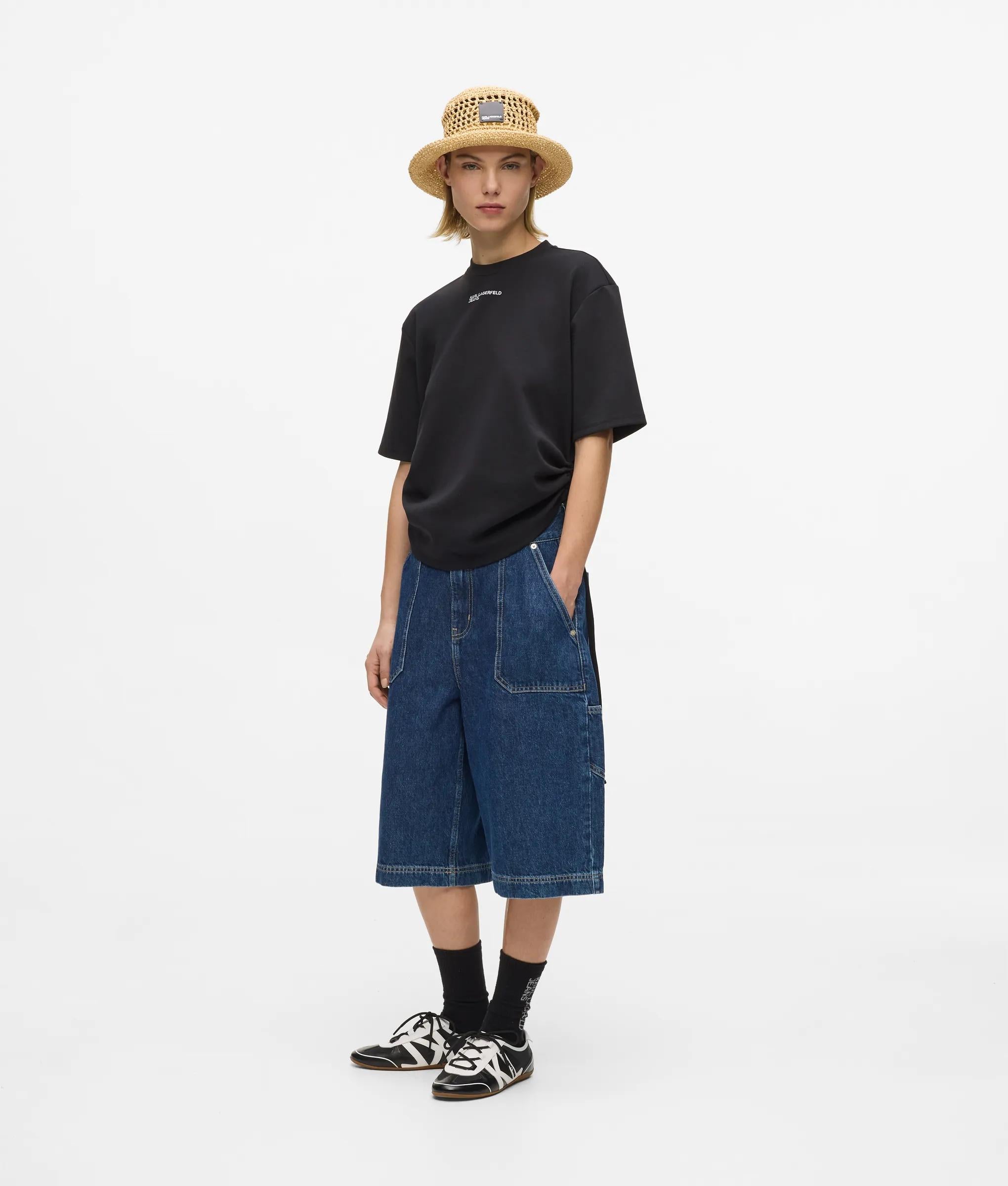 Stropdas detail met ruches t-shirt