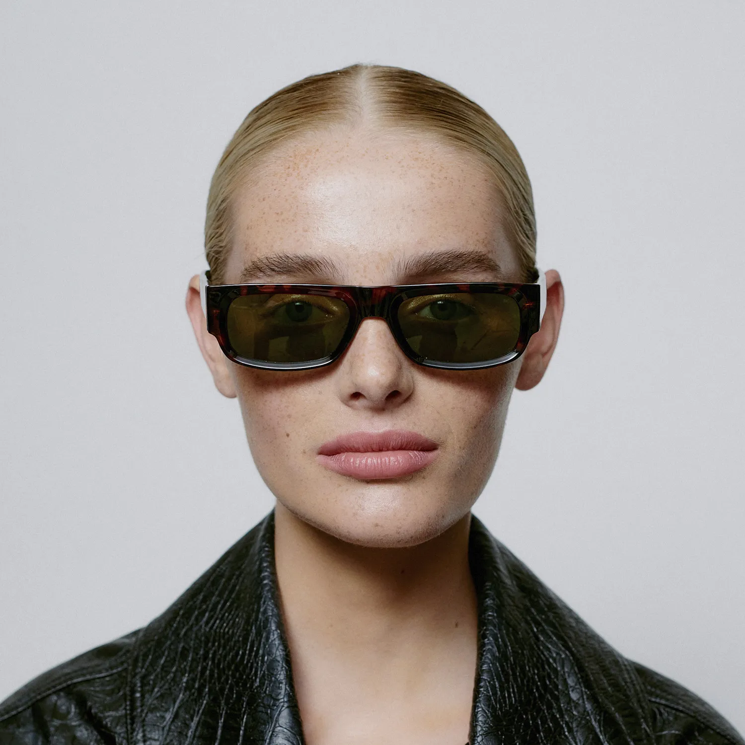 A. Kjærbede Jean Solbrille KL2315-003