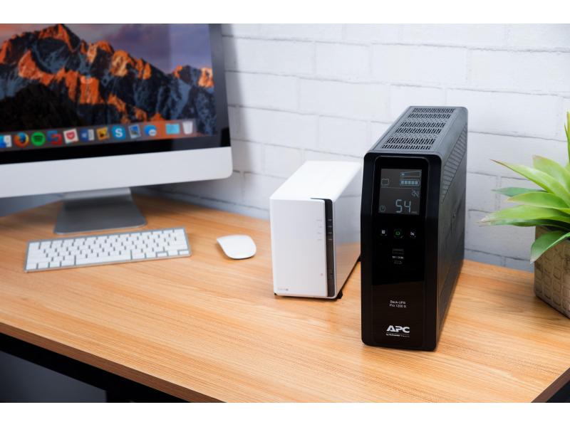 APC USV BR1200SI 1200 VA / 720 W Back UPS Pro BR 1200 VA, Sinewave, 8 Ausgänge, AVR, LCD-Schnittstelle
