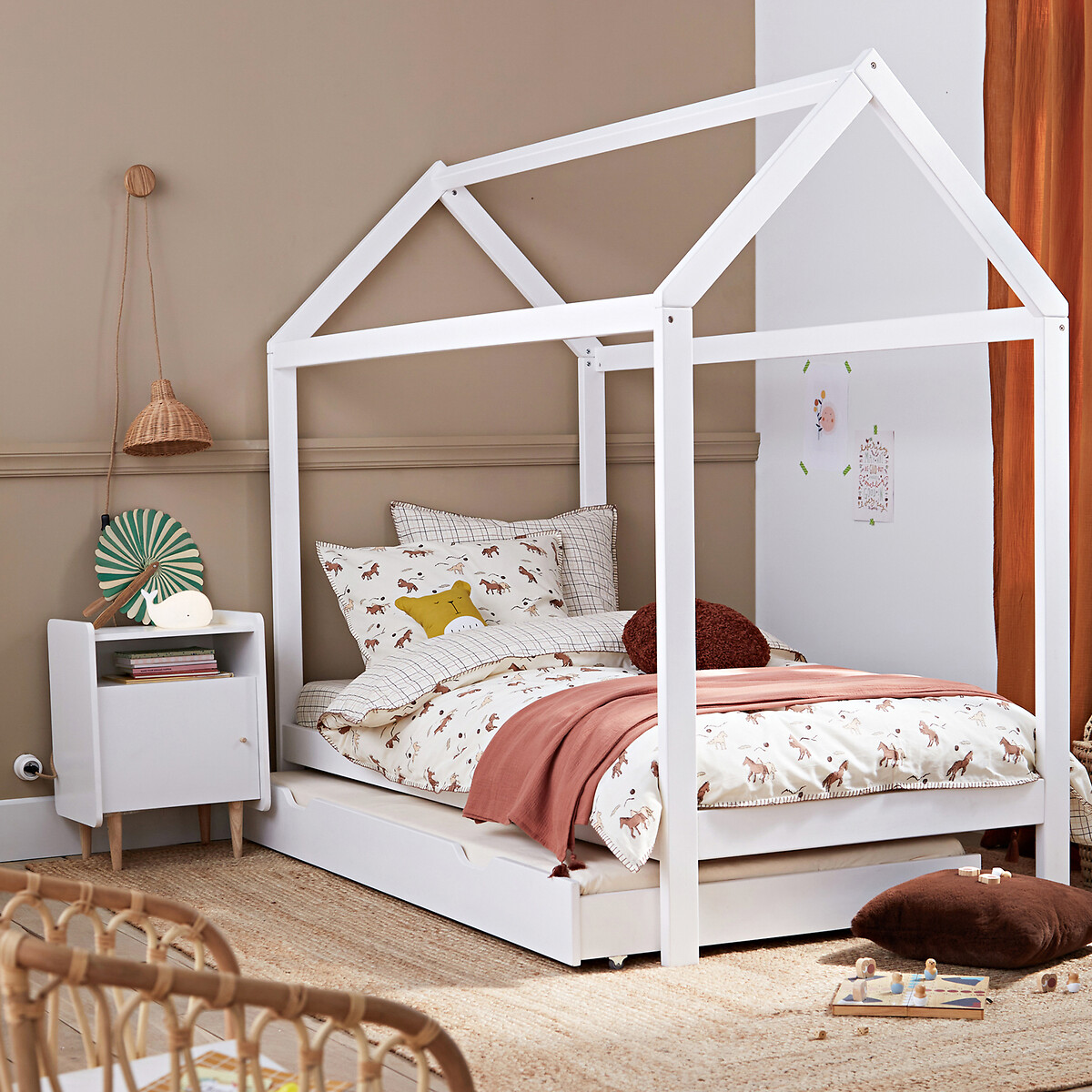 LA REDOUTE INTERIEURS<br>Mesinha de cabeceira infantil Serra