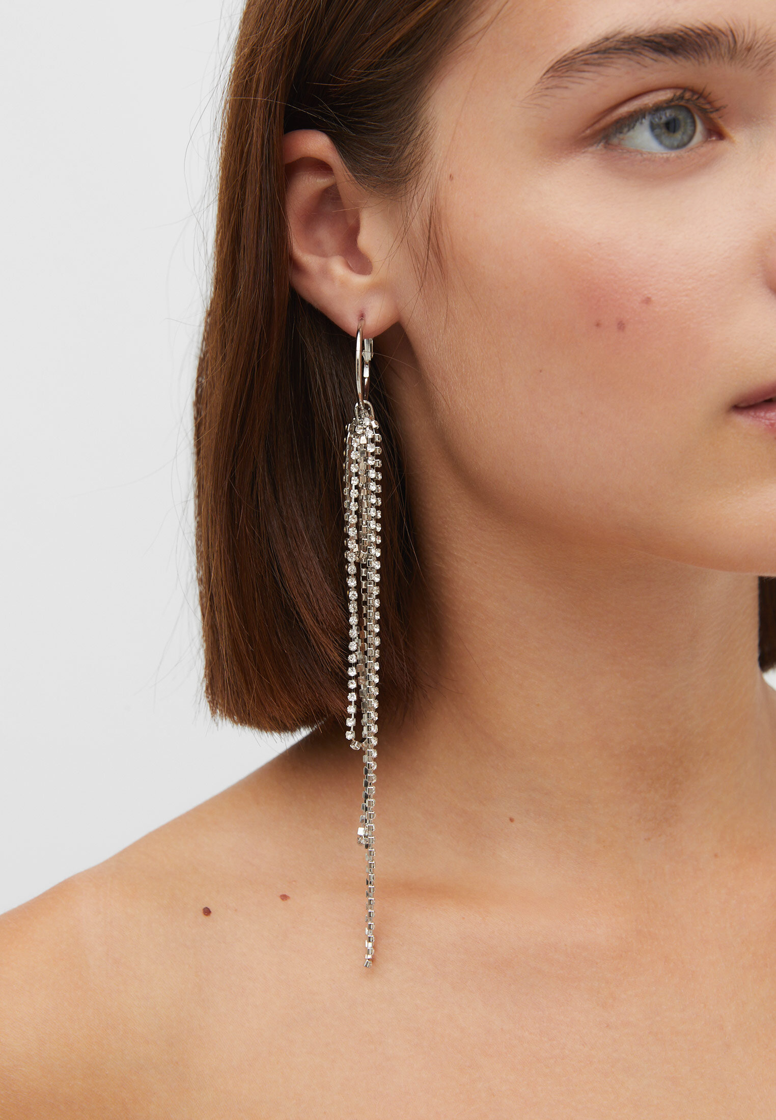 Mini brincos de argola com strass