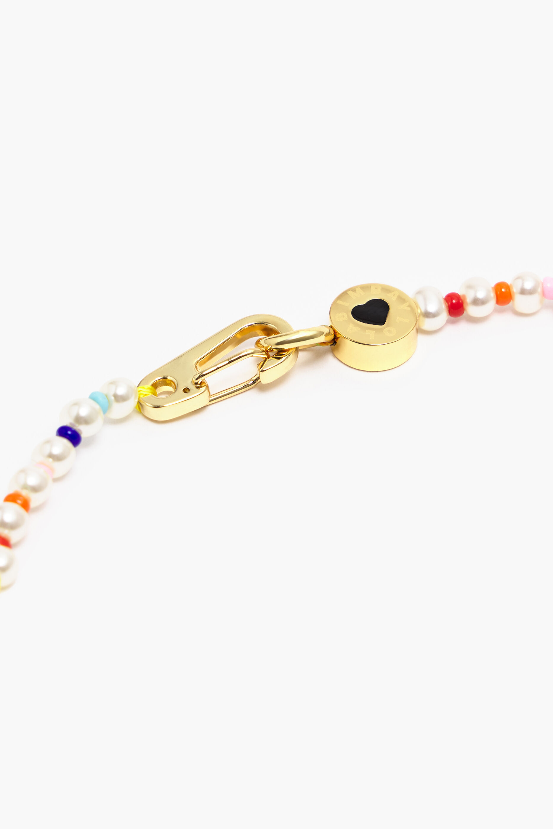 colar de pérolas multicoloridas