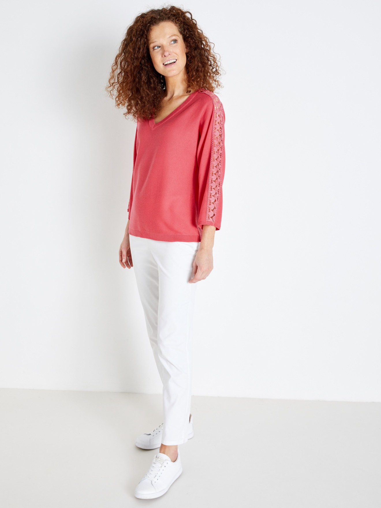 Pull guipure