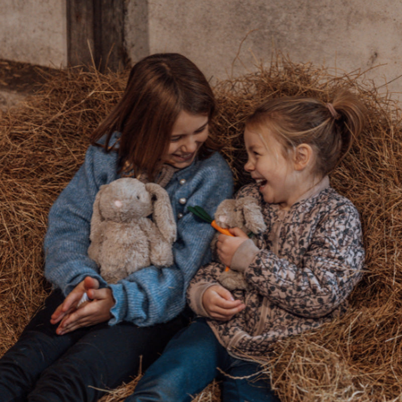 Plüschhase mit Baby
