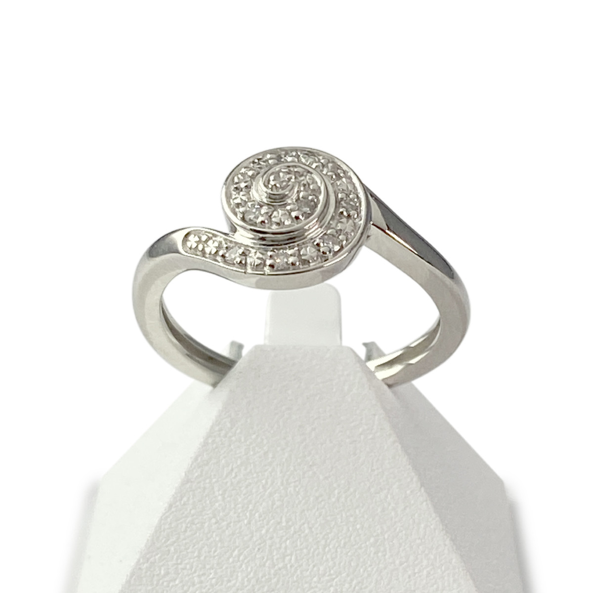 Bague d'occasion or 750 blanc diamant