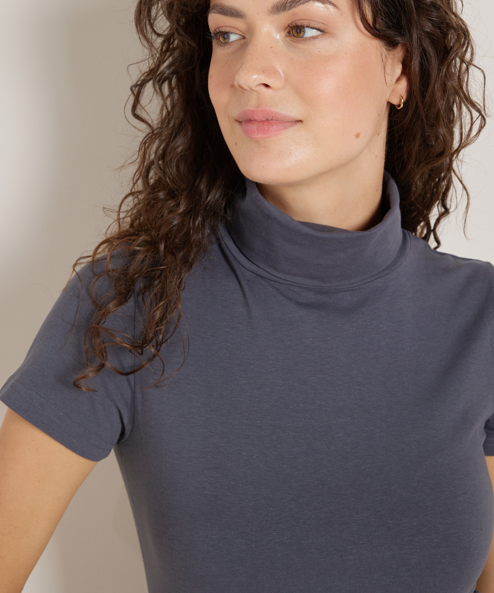 basic top met korte mouw en col