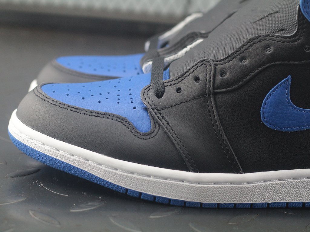 Jordan 1 Retro Black Royal Blue 2017